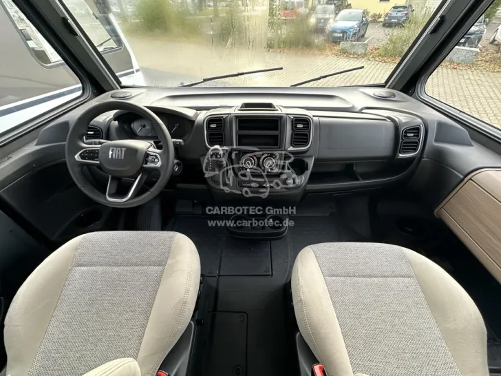 Fahrzeugbild Carado I 447 #3