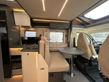 Fahrzeugbild Laika Kosmo L 319 #3