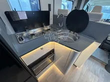 Fahrzeugbild Laika Kosmo L 319 #8