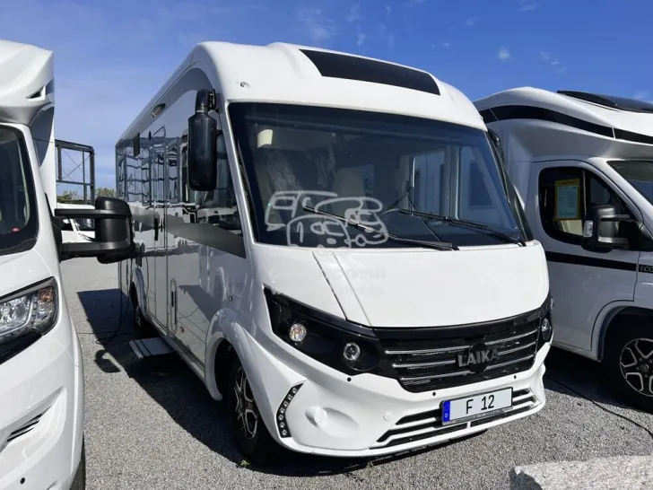 Fahrzeugbild Laika Ecovip H 3109 #2