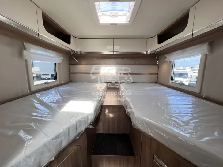Fahrzeugbild Laika Ecovip H 3109 #11