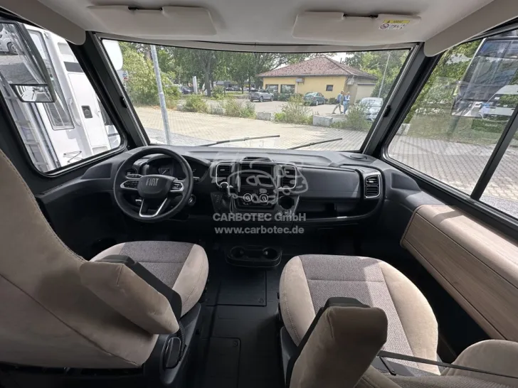 Fahrzeugbild Carado I 338 #6