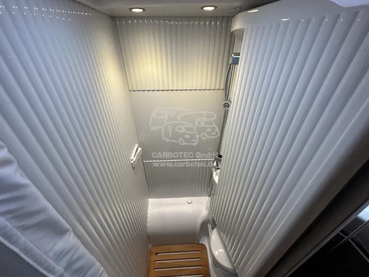 Fahrzeugbild Carado V 337 #12