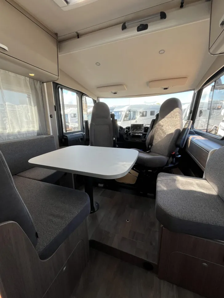 Fahrzeugbild Carado I 447 #3