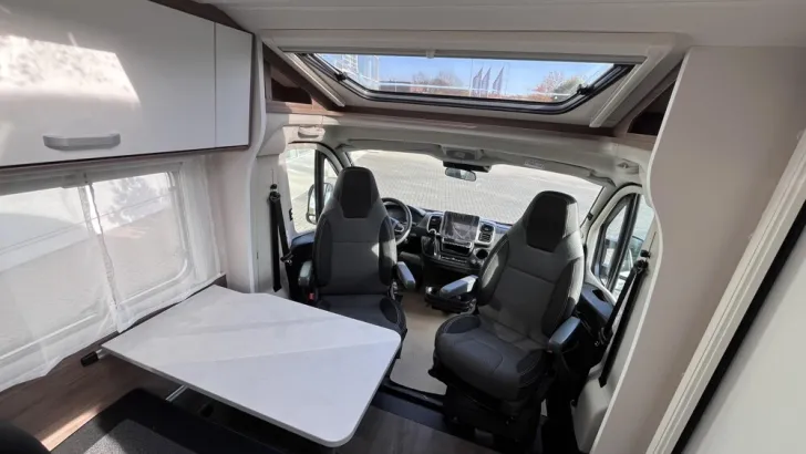 Fahrzeugbild Carado V 339 #6
