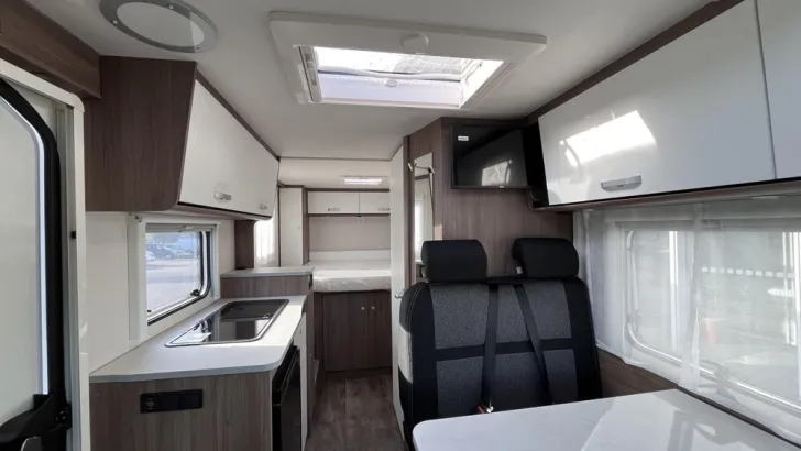 Fahrzeugbild Carado V 339 #7