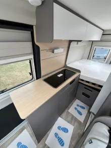 Fahrzeugbild LMC Innovan 600 #7