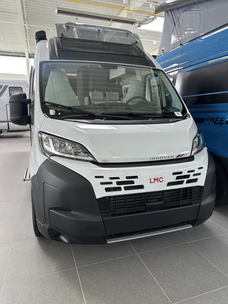 Fahrzeugbild LMC Innovan 640 #2