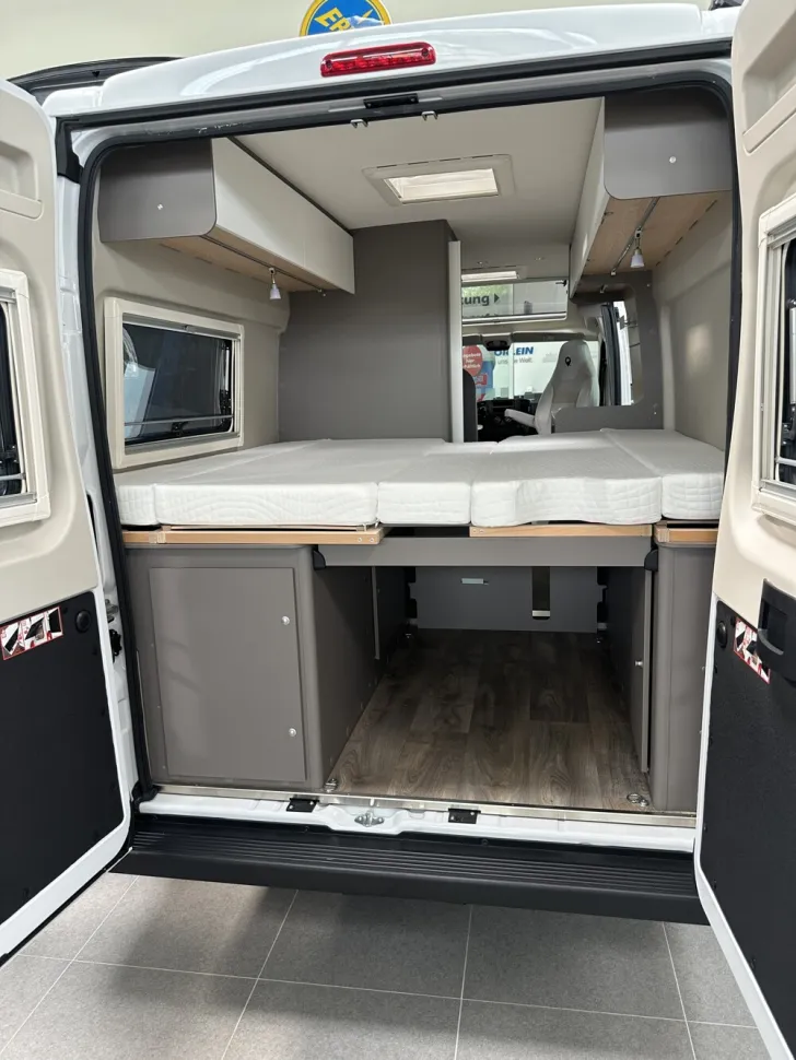 Fahrzeugbild LMC Innovan 640 #4