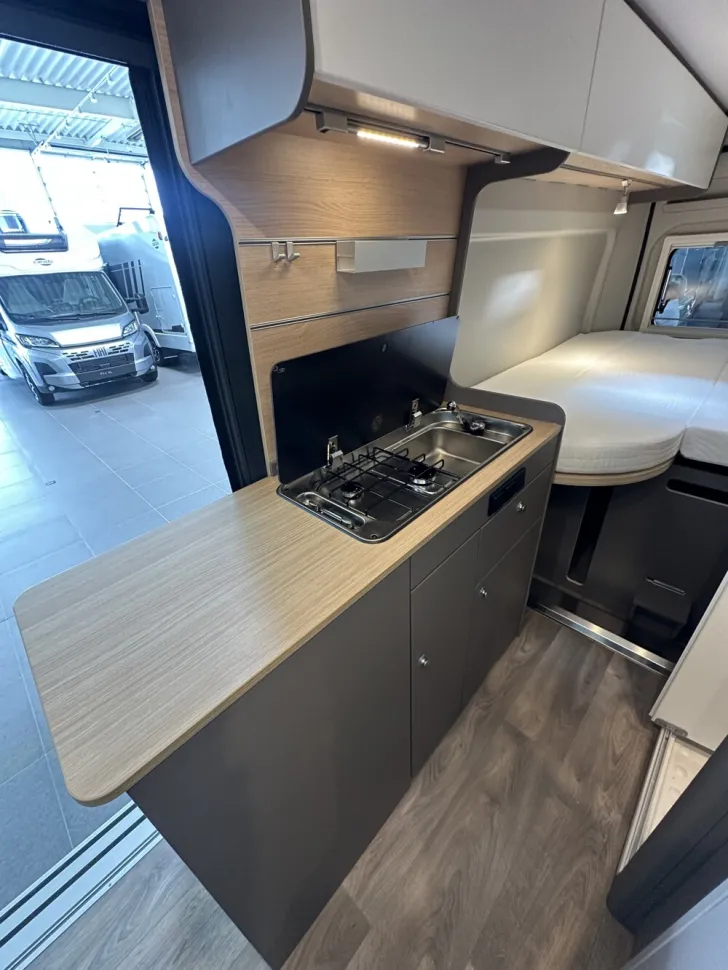 Fahrzeugbild LMC Innovan 640 #8