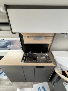 Fahrzeugbild LMC Innovan 640 #6