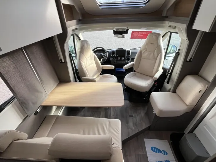 Fahrzeugbild LMC Tourer Lift 70 H 663 G #3