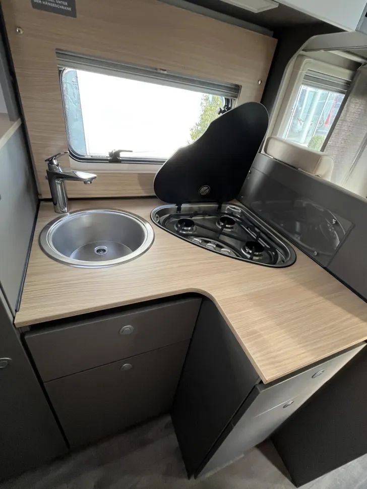 Fahrzeugbild LMC Tourer Lift 70 H 663 G #4