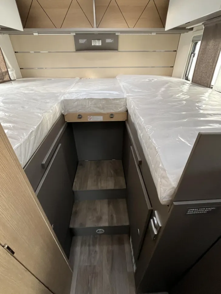 Fahrzeugbild LMC Tourer Lift 70 H 663 G #9