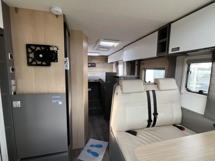 Fahrzeugbild LMC Tourer Lift 70 H 663 G #11