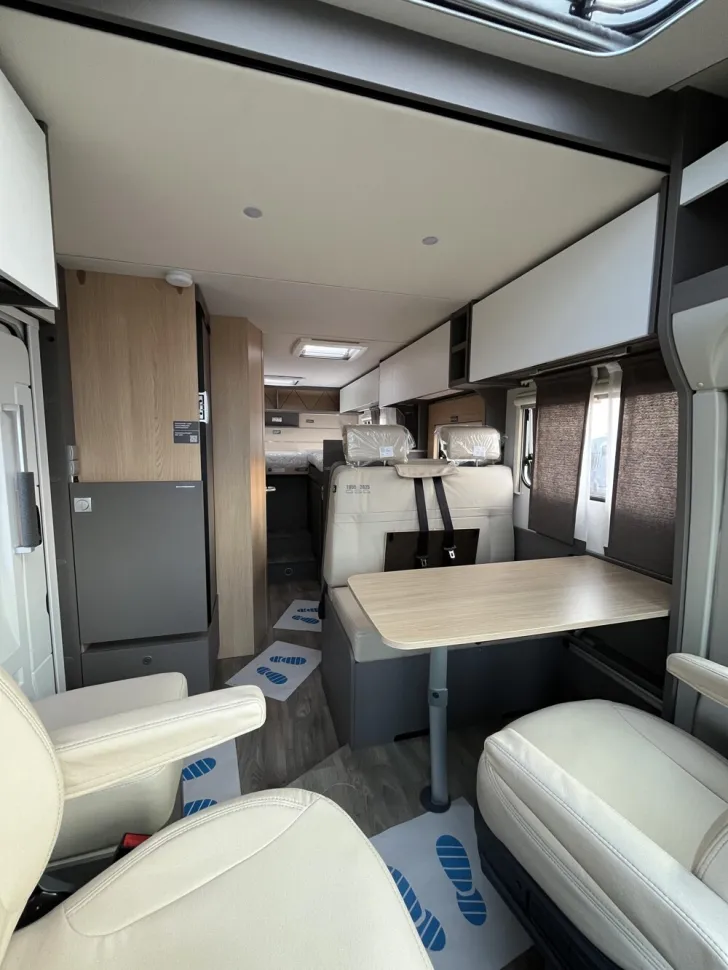 Fahrzeugbild LMC Tourer Lift 70 H 663 G #4