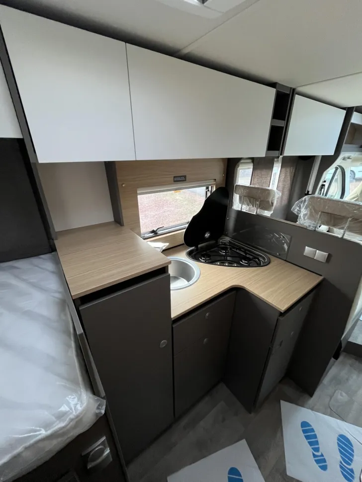 Fahrzeugbild LMC Tourer Lift 70 H 663 G #8