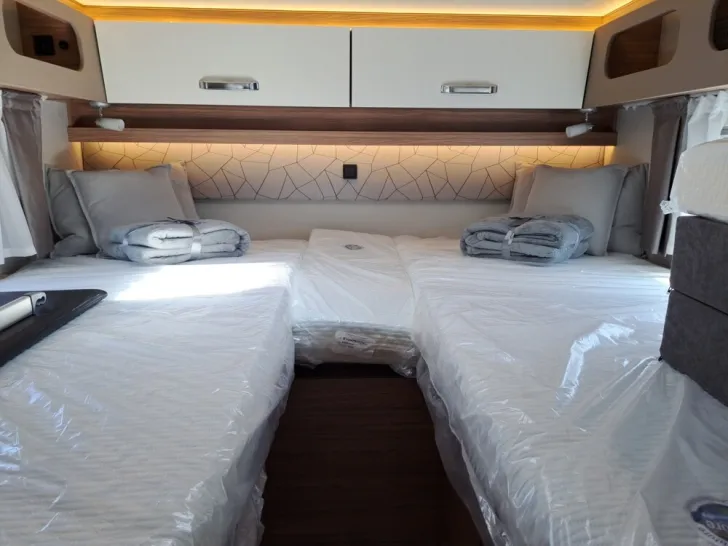 Fahrzeugbild Weinsberg CaraCore 700 MEG Light #12