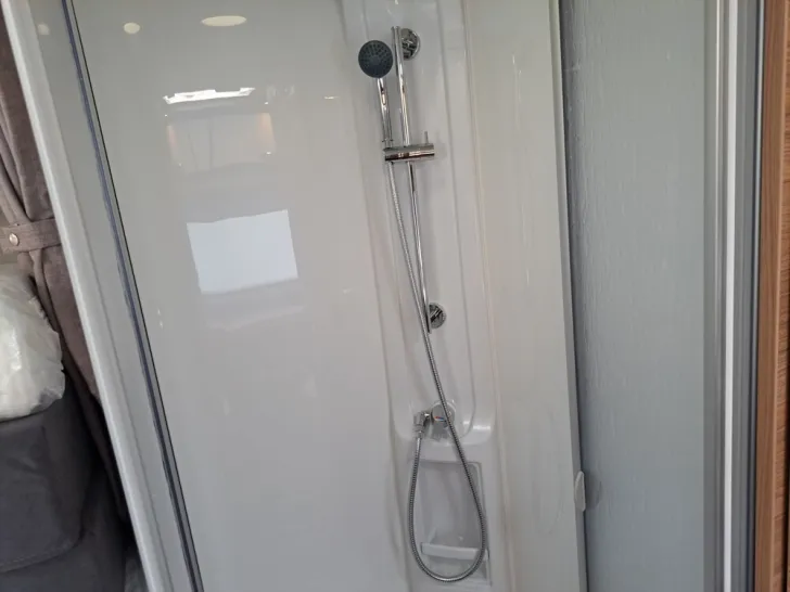 Fahrzeugbild Weinsberg CaraCore 700 MEG Light #17