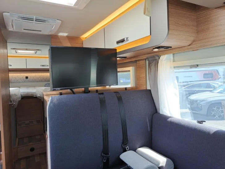 Fahrzeugbild Weinsberg CaraCore 700 MEG Light #19