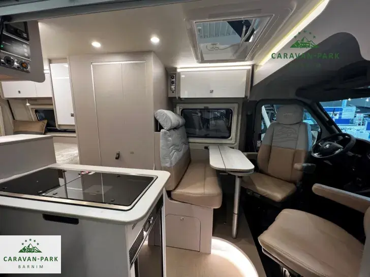Fahrzeugbild Bürstner Delfin Limited C 621 #12