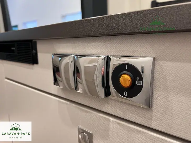 Fahrzeugbild Bürstner Campeo C 600 #25