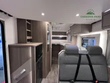 Fahrzeugbild Carado T 338 #11