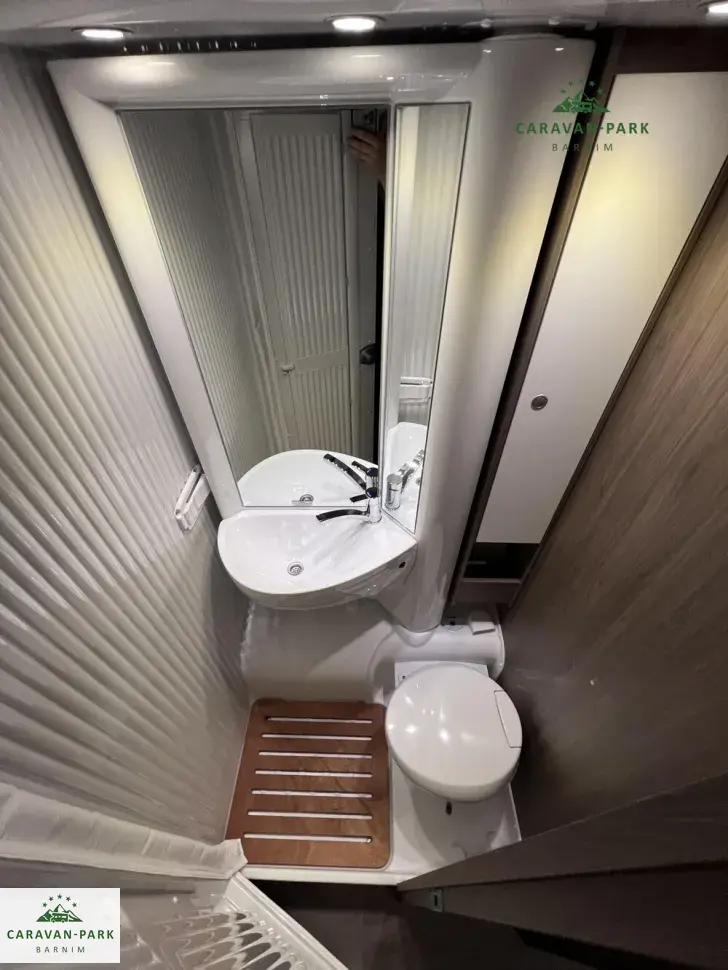 Fahrzeugbild Carado V 337 #15