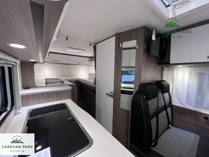 Fahrzeugbild Carado V 337 #9