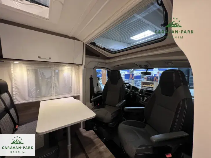 Fahrzeugbild Carado V 337 #10