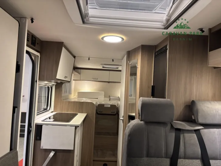 Fahrzeugbild Carado V 337 #11