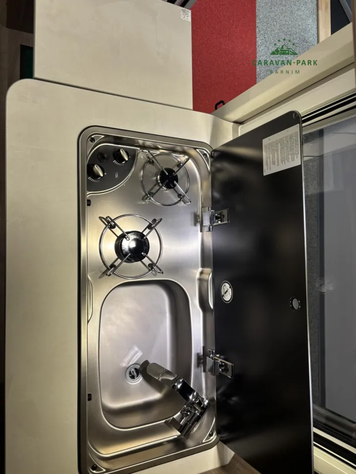 Fahrzeugbild Carado V 337 #16