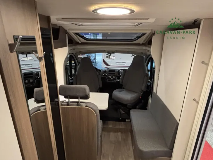 Fahrzeugbild Carado V 337 #17