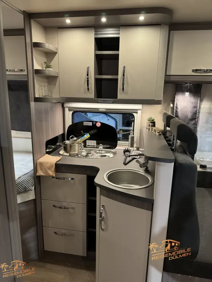 Fahrzeugbild Hobby Optima OnTour T70 E 165PS #13