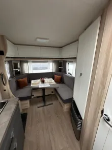 Fahrzeugbild Hobby De Luxe 495 UL #2