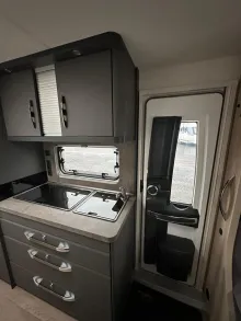 Fahrzeugbild Hobby De Luxe 495 UL #7