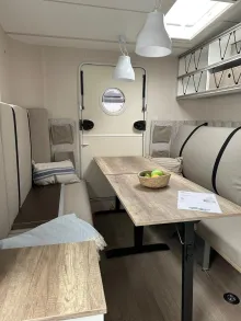 Fahrzeugbild Hobby Beachy 360 #7