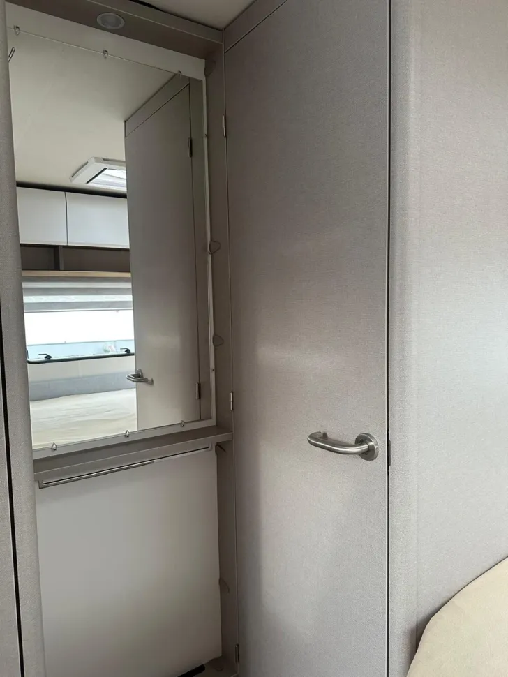 Fahrzeugbild Bürstner Averso 465 TS #11