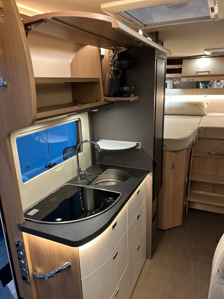 Fahrzeugbild Carthago C1-tourer T 143 KB LE #13