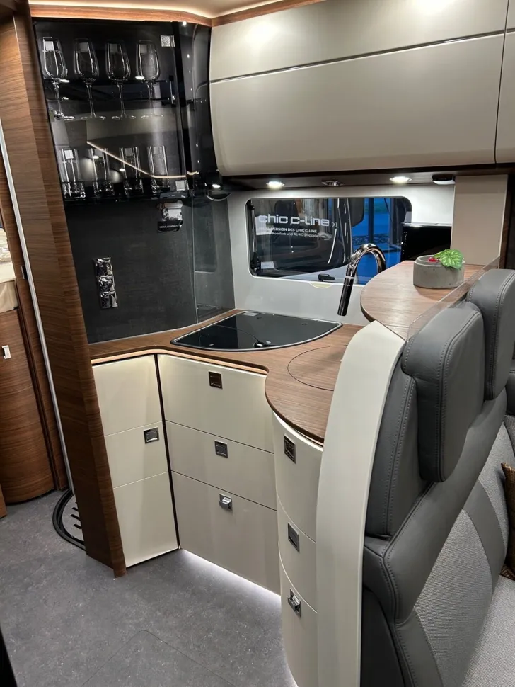 Fahrzeugbild Carthago chic c-line I 4.9 LE #13