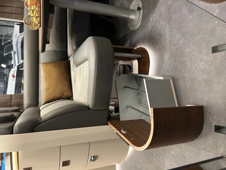 Fahrzeugbild Carthago chic c-line I 4.9 LE #24