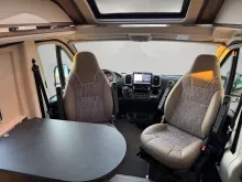 Fahrzeugbild Malibu Charming GT skyview 640 LE #11