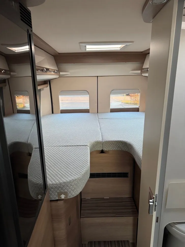 Fahrzeugbild Malibu Charming GT skyview 640 LE #17