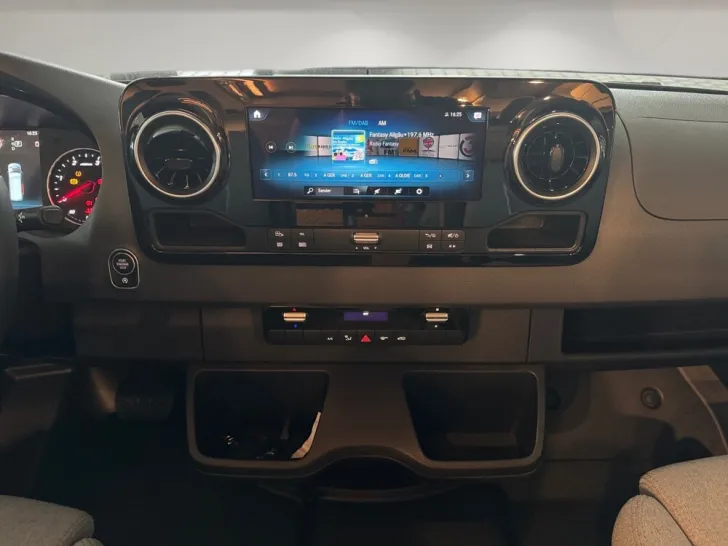 Fahrzeugbild Malibu Genius 641 LE #9