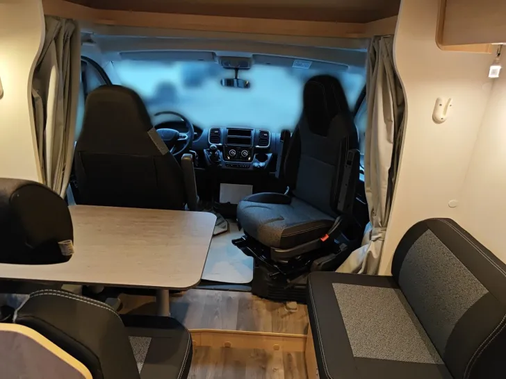 Fahrzeugbild Sunlight Sub TS 67 Citroen #11