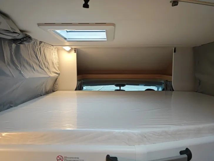 Fahrzeugbild Sunlight Sub TS 67 Citroen #17