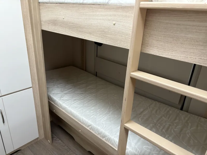 ima_e6f18d6.jpeg ima_e6f18d6.jpeg