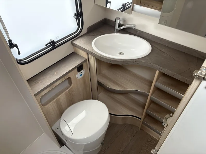 ima_e8b58bb.jpeg ima_e8b58bb.jpeg