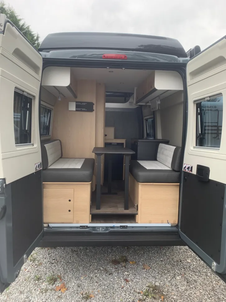 Fahrzeugbild Sunlight Camper Van CLIFF 540 Vanlife Hecksitzgruppe+Aufstelldach* #8