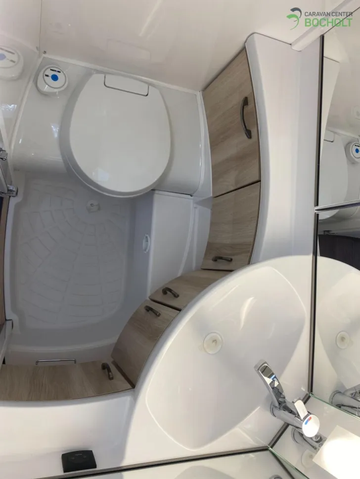 Fahrzeugbild Hobby De Luxe 515 UHL Modell 2026 / 2000 kg #4